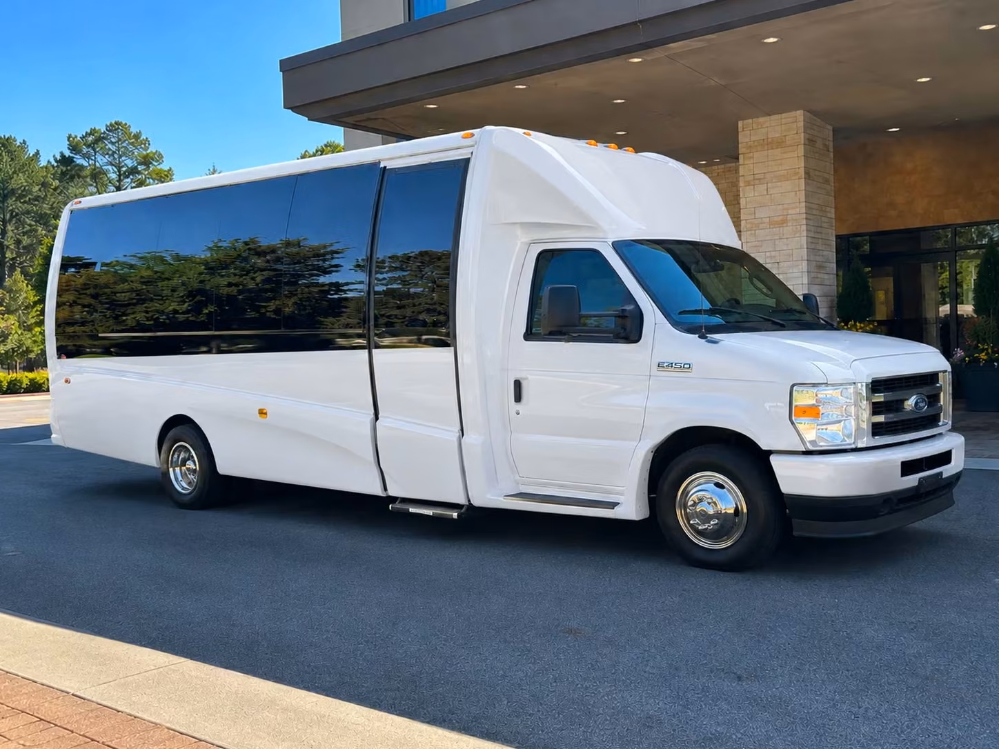 20 passenger minibus