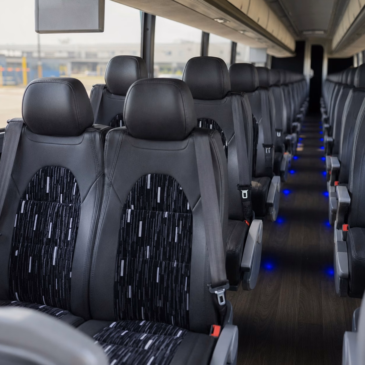 does the day of the week change what a bus costs in roswell georgia